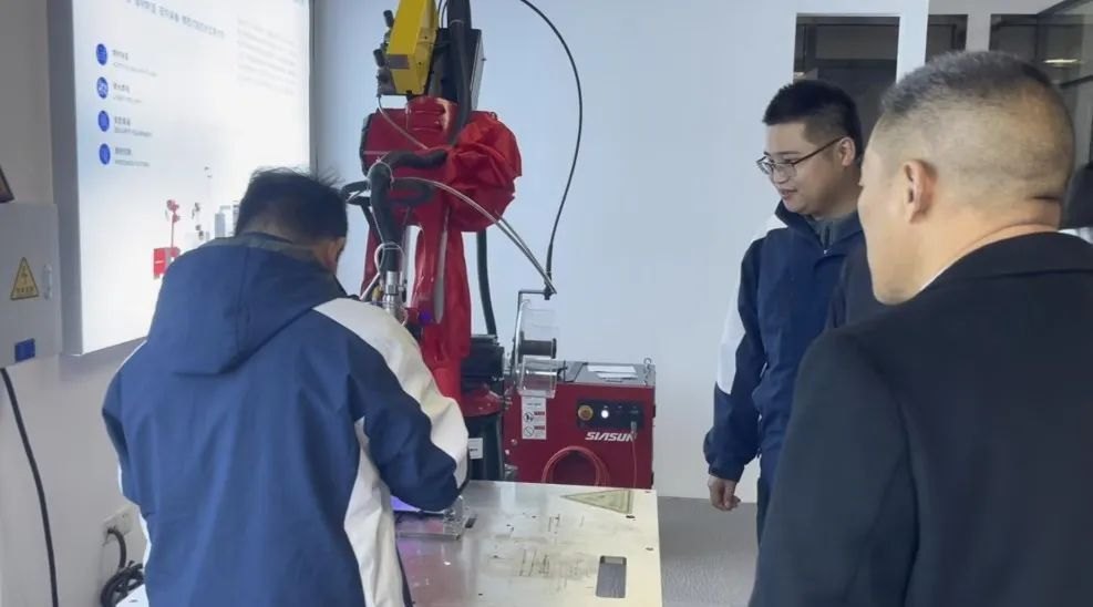 冷媒手持激光焊机 冷媒手持激光焊机